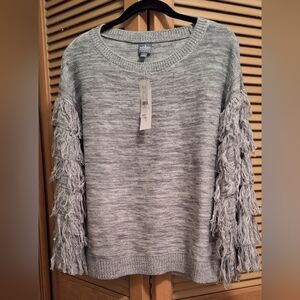 NWT New York & Co Soho Gray Fringe Sweater Long Sleeve Size Medium